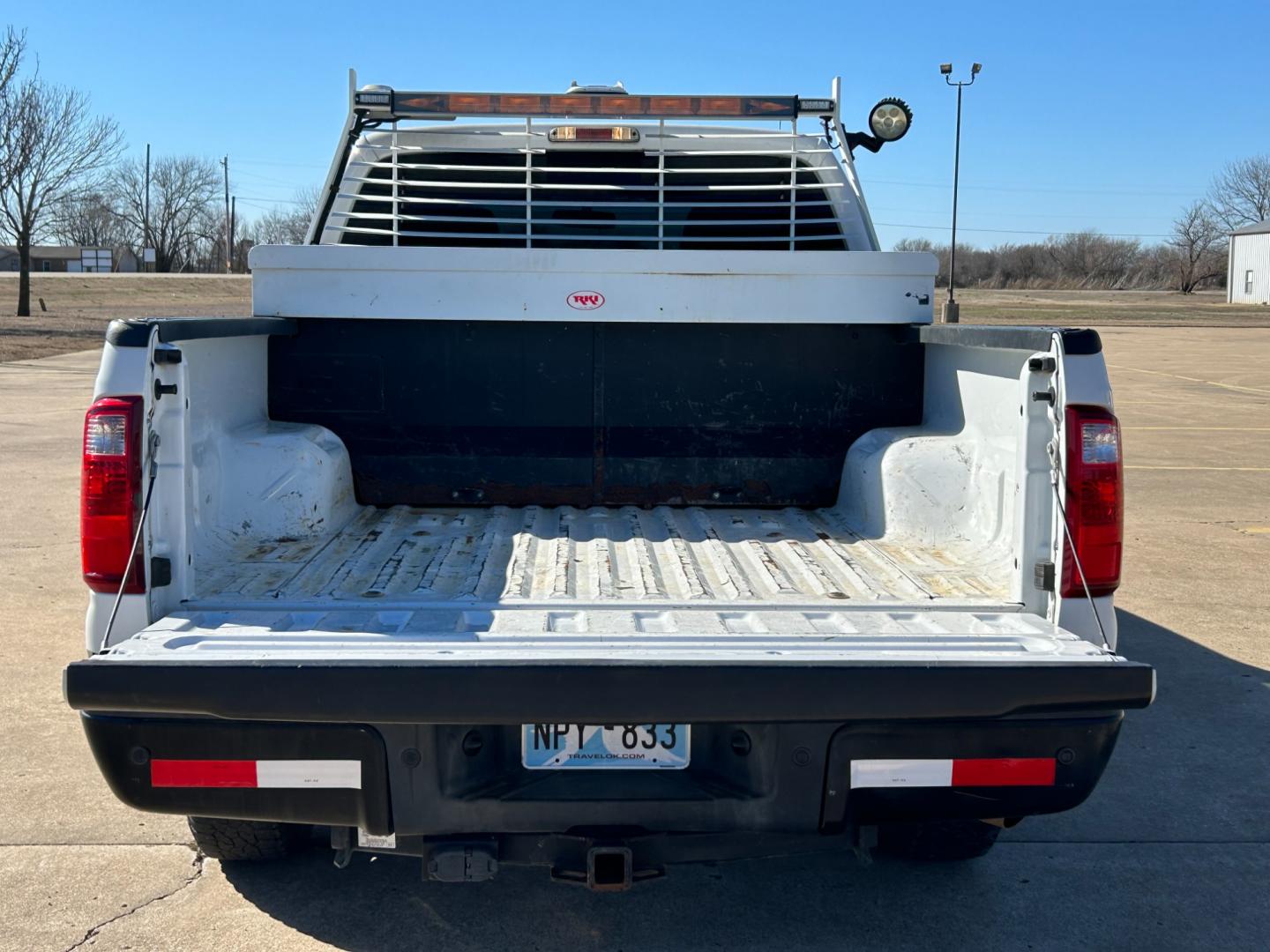 2015 White /Gray Ford F-250 SD (1FT7X2A62FE) with an 6.2L V8 OHV 16V engine, 6-Speed Automatic transmission, located at 17760 Hwy 62, Morris, OK, 74445, (918) 733-4887, 35.609104, -95.877060 - 2015 FORD F250 HAS THE 6.2 V8 ENGINE. THIS TRUCK IS BI-FUEL (RUNS ON BOTH CNG OR GASOLINE) FEATURES MANUAL SEATS, MANUAL LOCKS, MANUAL WINDOWS, MANUAL MIRRORS, AM/FM RADIO, CRUISE CONTROL, TRACTION CONTROL, BACK UP CAMERA. EQUIPPED WITH A WESTPORT BI-FUEL CNG FUEL SYSTEM. IT RUNS ON CNG (COMPRESSED - Photo#18